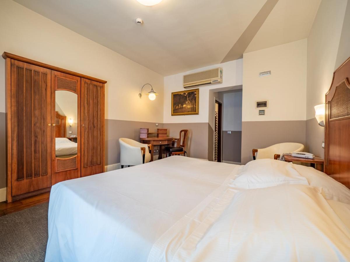 Hotel La Rosetta Perugia Esterno foto