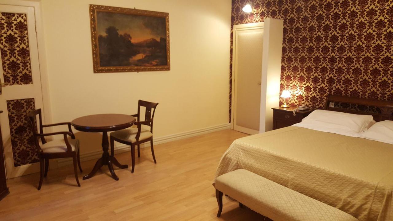 Hotel La Rosetta Perugia Esterno foto